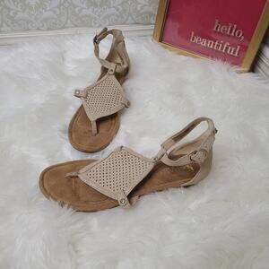 Koolaburra by Ugg Briona‎ Sandals Light Brown Size 8.5